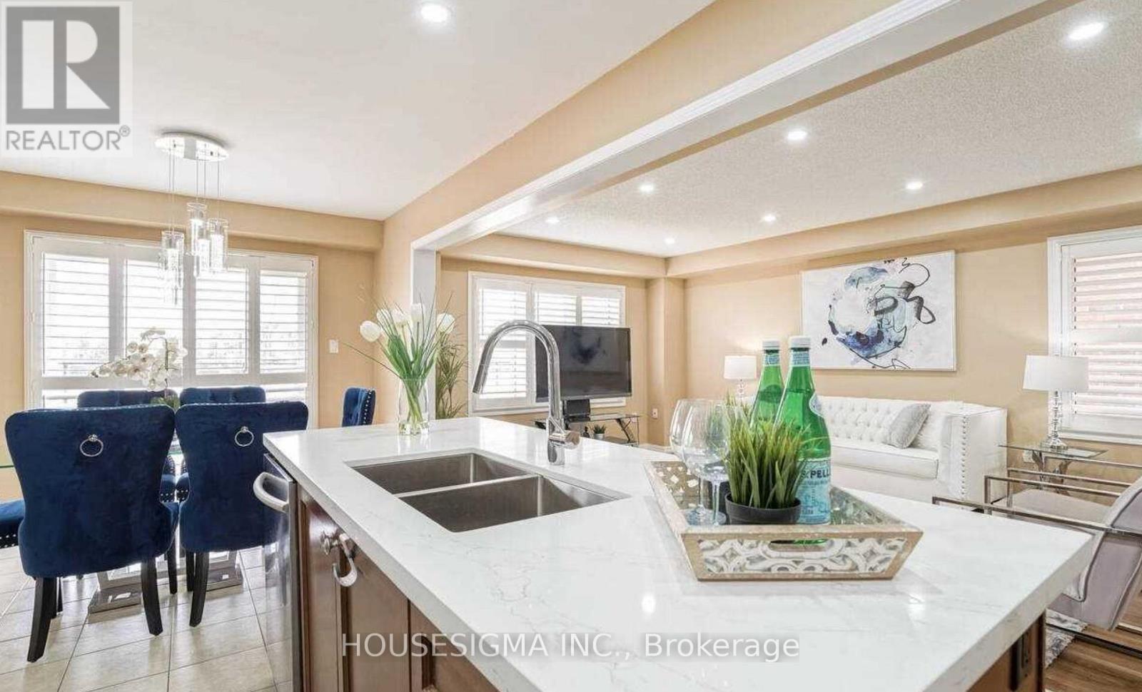 57 Robert Parkinson Drive, Brampton, Ontario  L7A 0X5 - Photo 6 - W12534002