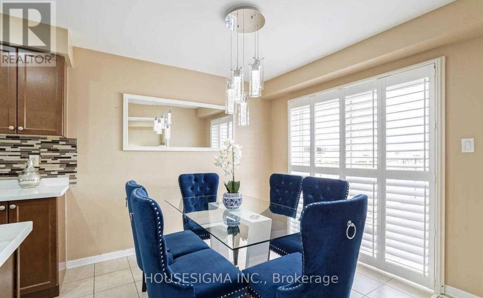 57 Robert Parkinson Drive, Brampton, Ontario  L7A 0X5 - Photo 9 - W12534002