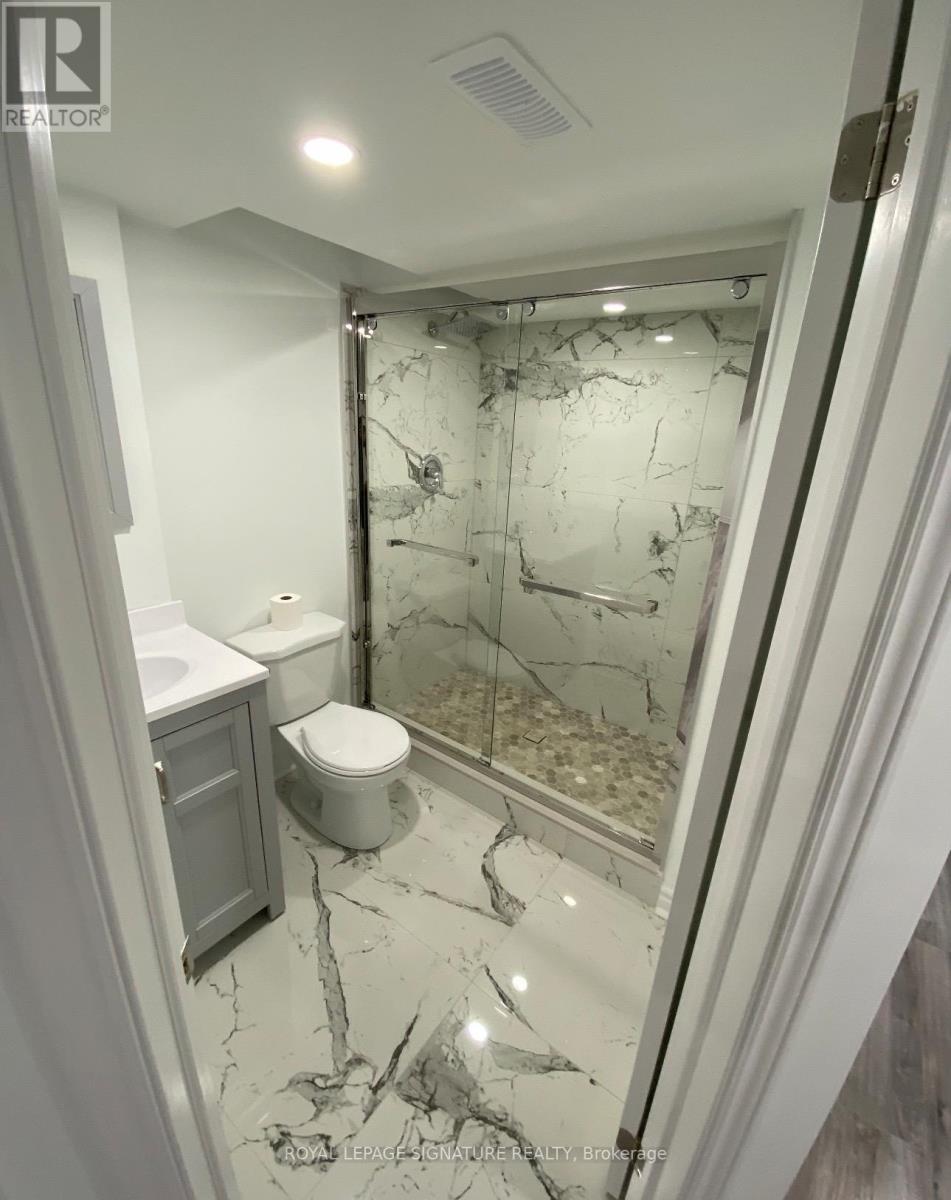 445 Malaga Road, Mississauga, Ontario  L5B 3V8 - Photo 27 - W12534034