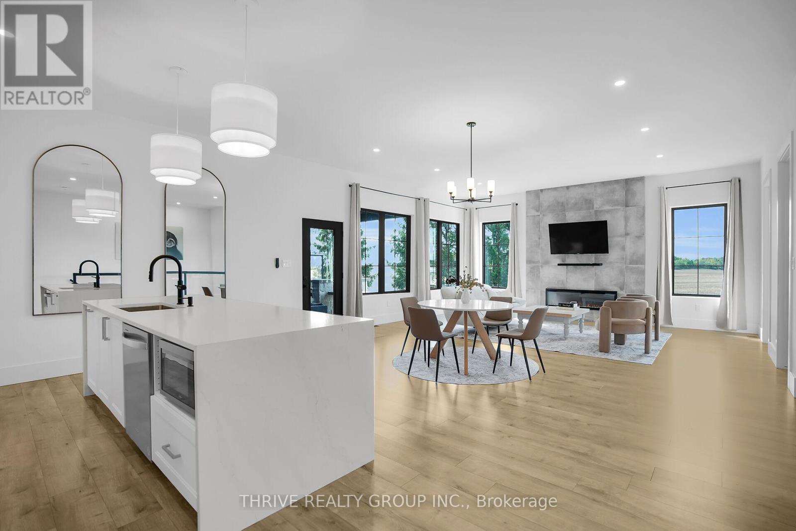 25451 Wood Road, Adelaide Metcalfe, Ontario  N7G 3H6 - Photo 10 - X12534082