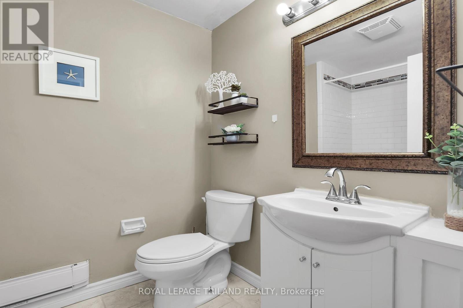 162 - 230 Clarke Cross, London East, Ontario  N5W 5P5 - Photo 26 - X12534176