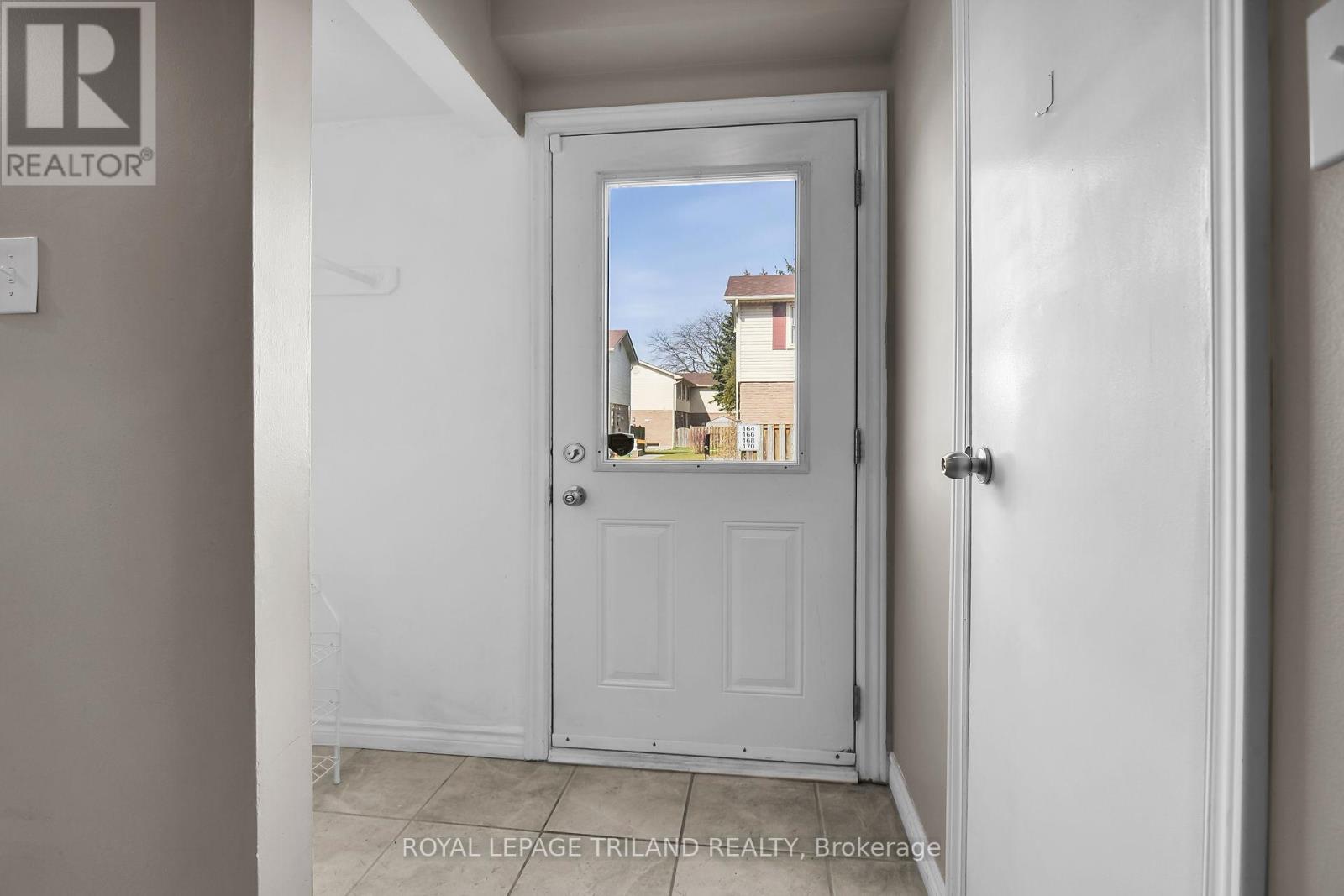 162 - 230 Clarke Cross, London East, Ontario  N5W 5P5 - Photo 9 - X12534176