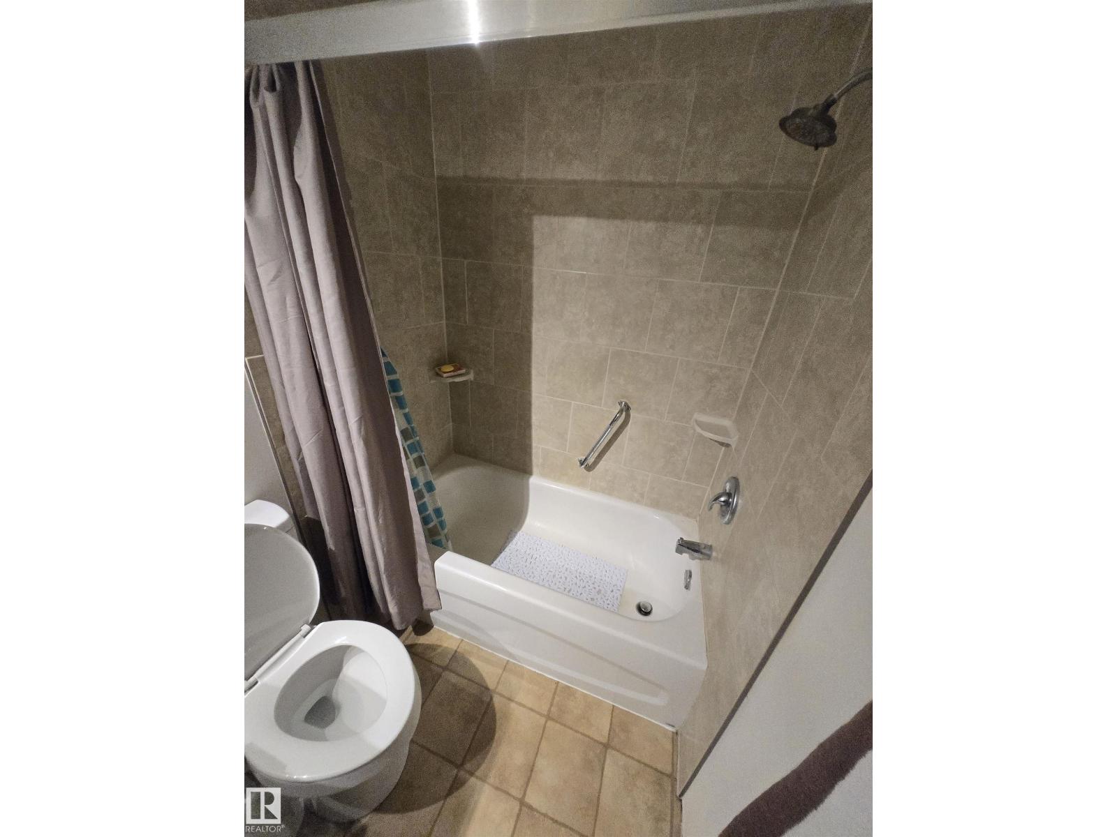 3043 142av Nw, Edmonton, Alberta  T5Y 1J1 - Photo 8 - E4465393