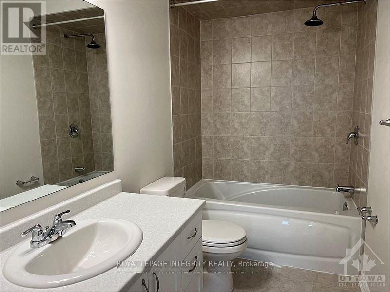 540 Culdaff Road, Ottawa, Ontario  K2S 2Z7 - Photo 14 - X12534046