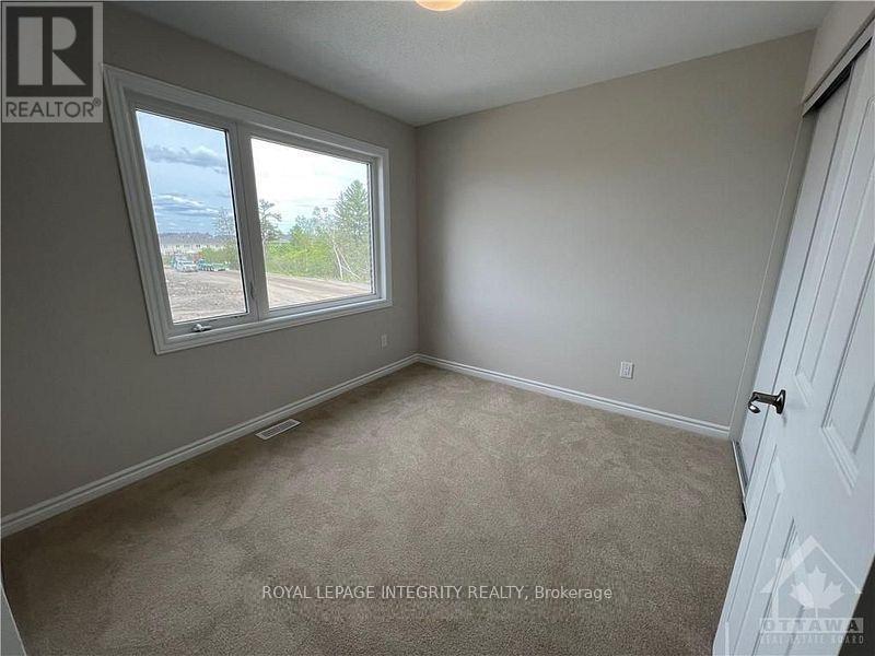 540 Culdaff Road, Ottawa, Ontario  K2S 2Z7 - Photo 16 - X12534046