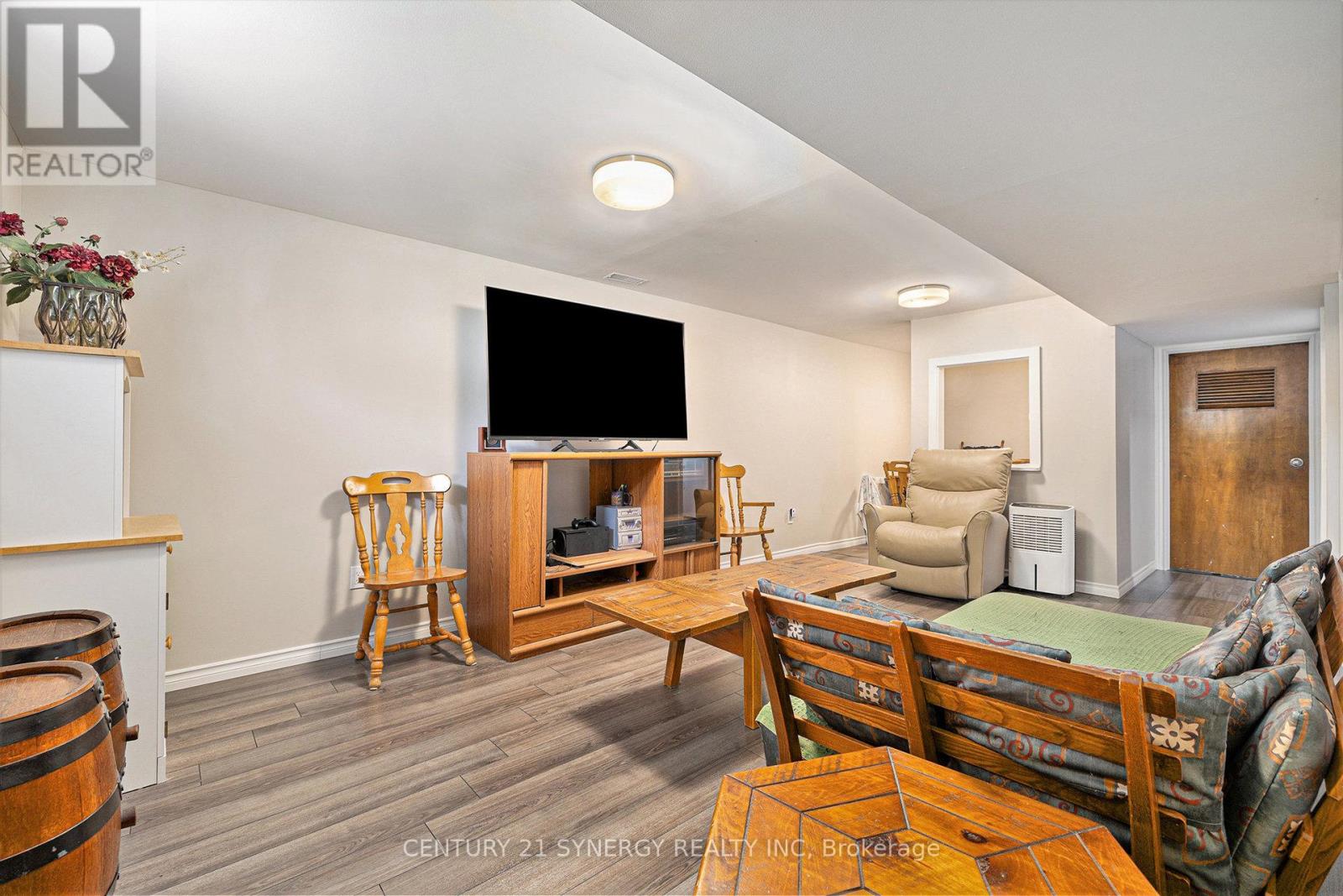 107 Mary Street, Arnprior, Ontario  K7S 1E7 - Photo 24 - X12534166