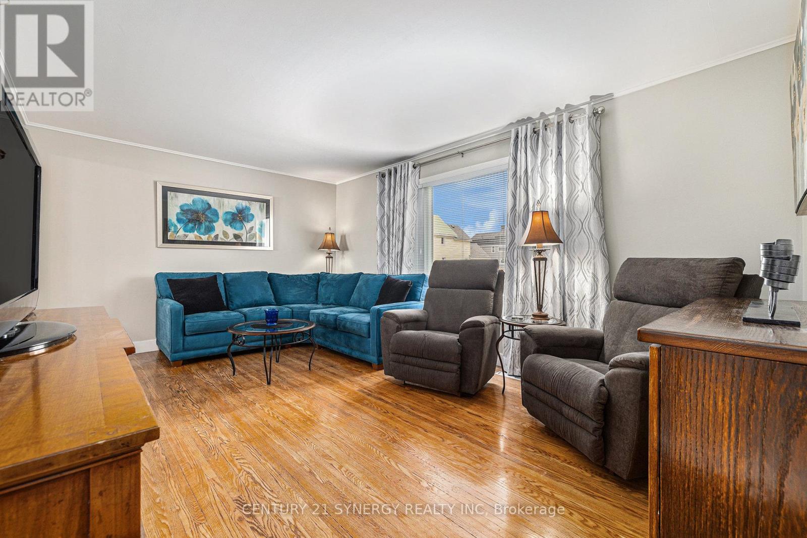 107 Mary Street, Arnprior, Ontario  K7S 1E7 - Photo 6 - X12534166