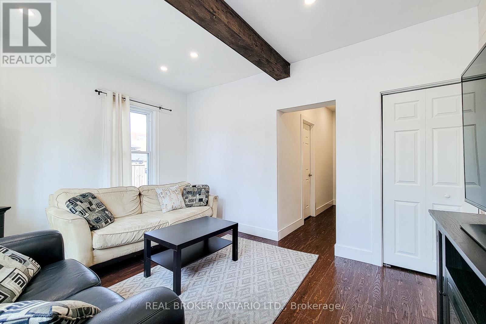 3 East 33rd Street, Hamilton, Ontario  L8V 3S9 - Photo 10 - X12534020