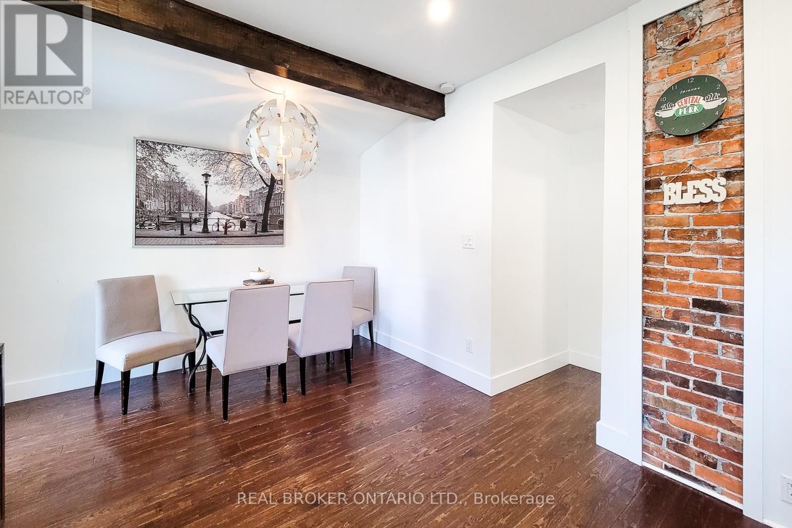 3 East 33rd Street, Hamilton, Ontario  L8V 3S9 - Photo 17 - X12534020