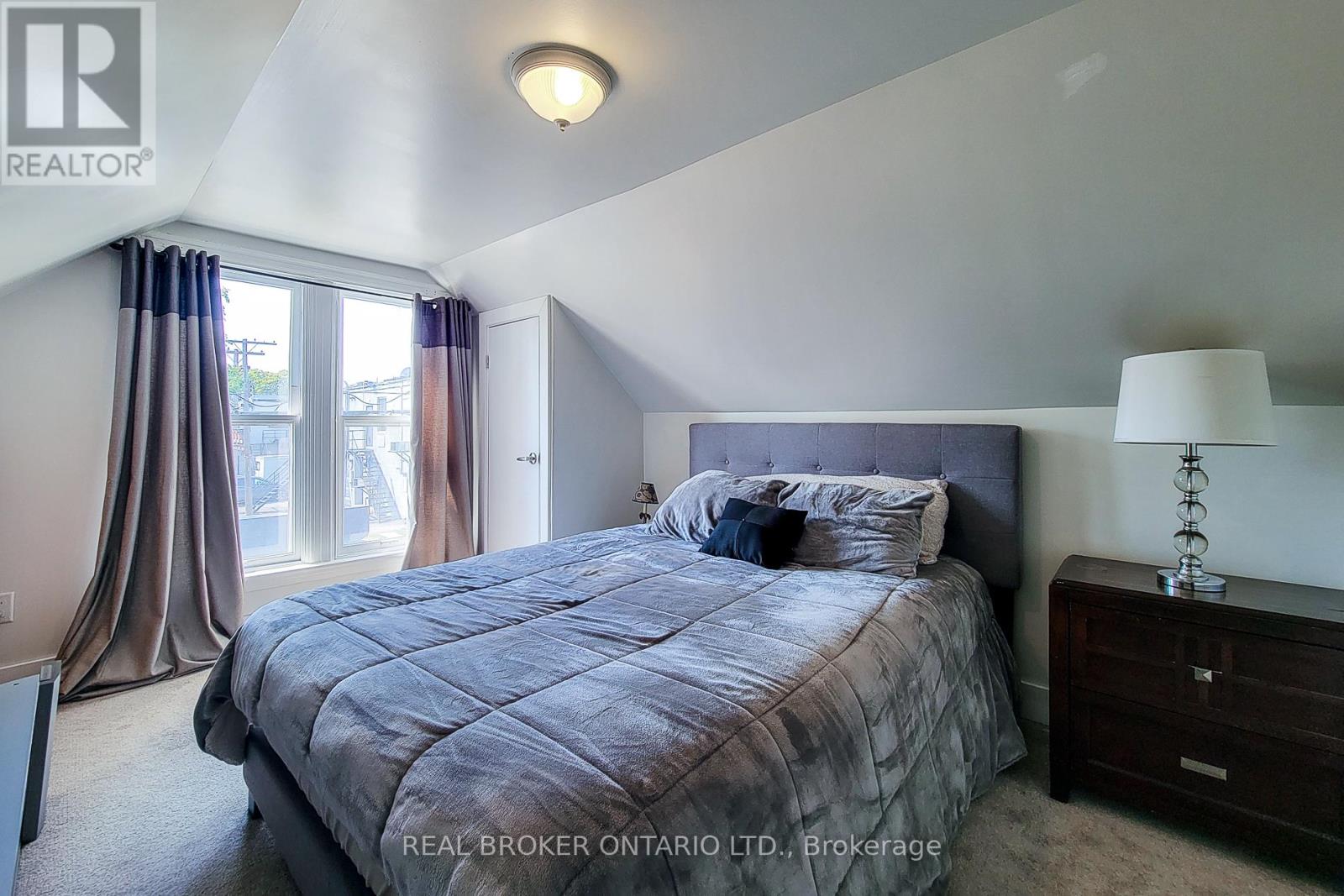 3 East 33rd Street, Hamilton, Ontario  L8V 3S9 - Photo 28 - X12534020