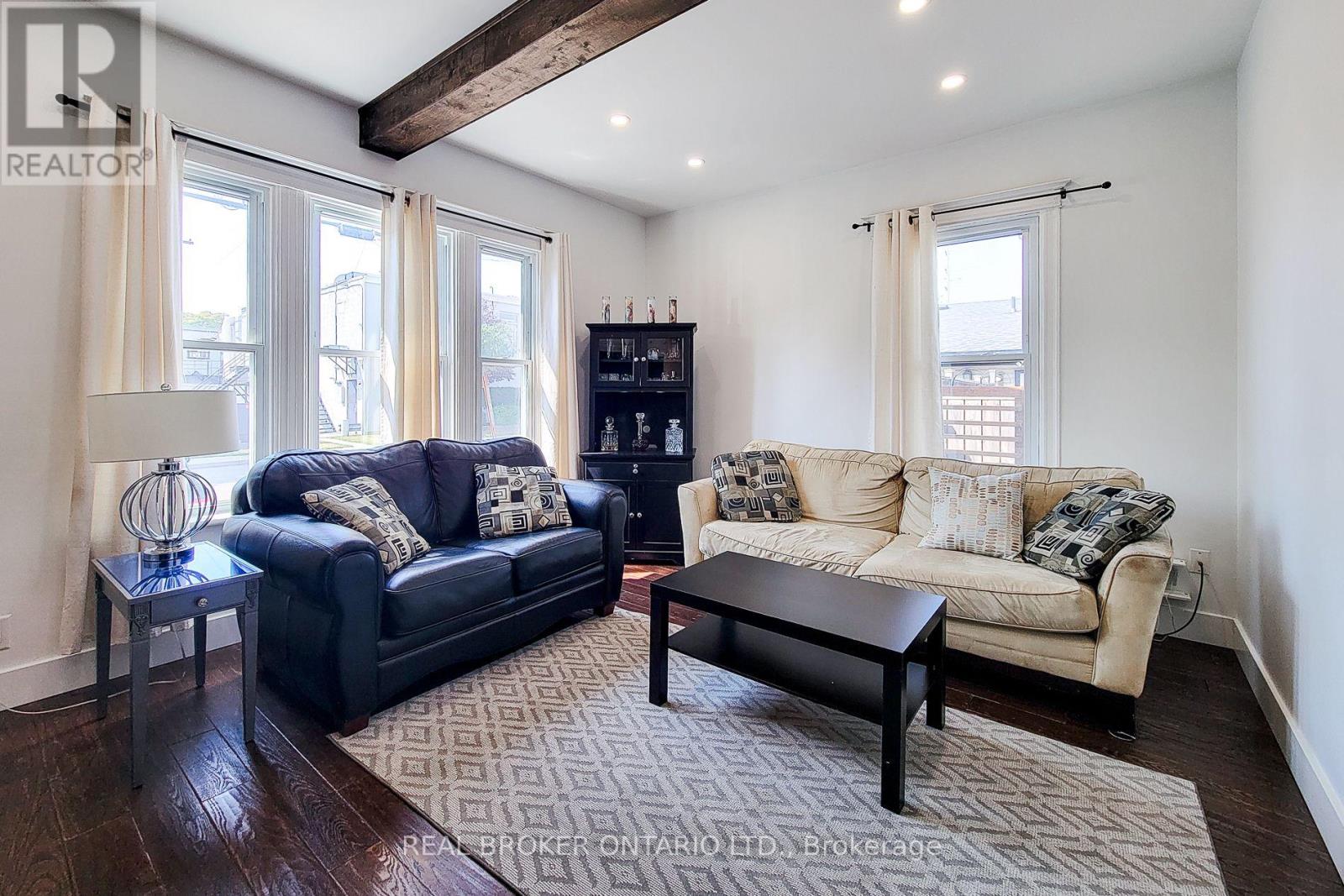 3 East 33rd Street, Hamilton, Ontario  L8V 3S9 - Photo 8 - X12534020