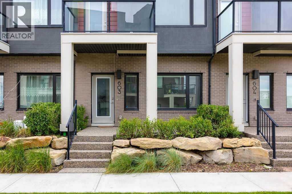 Property at 603, 218 Sherwood Square NW image 3