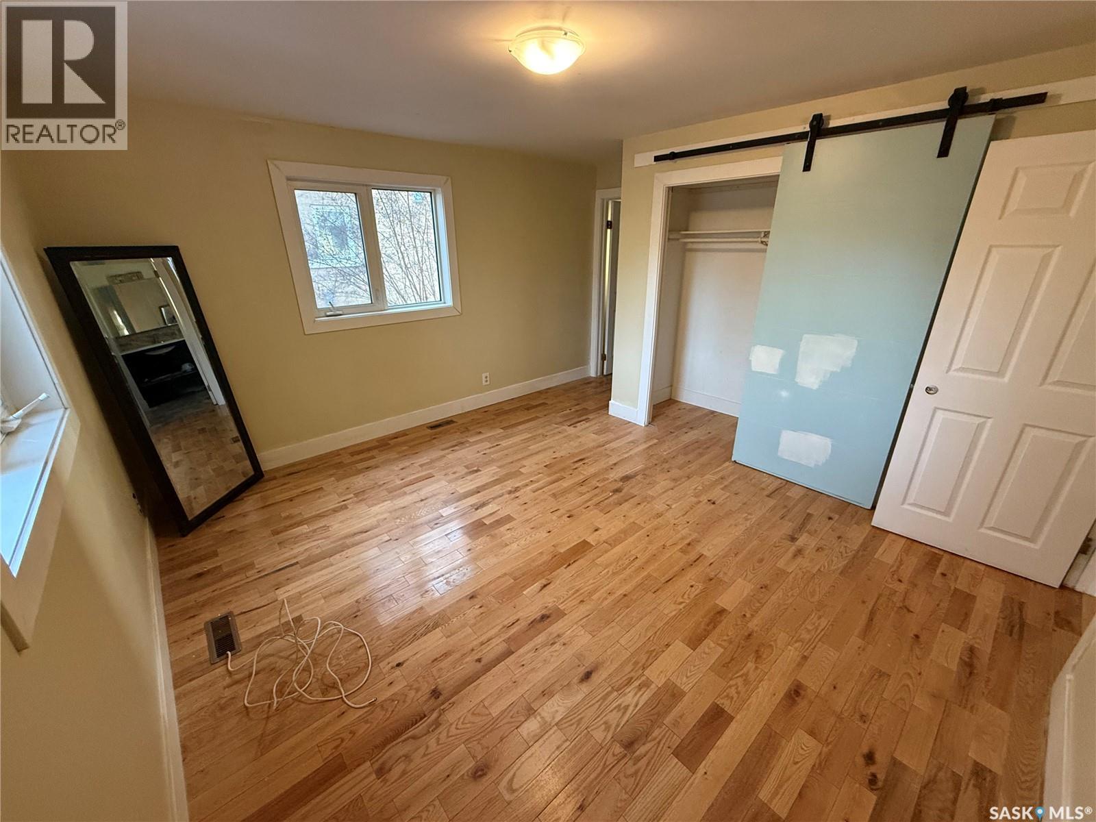 431 E Avenue S, Saskatoon, Saskatchewan  S7M 1S4 - Photo 9 - SK021047