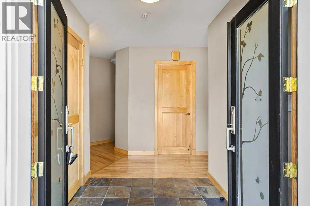 18 Canyon Road, Canmore, Alberta  T1W 1G3 - Photo 4 - A2255390