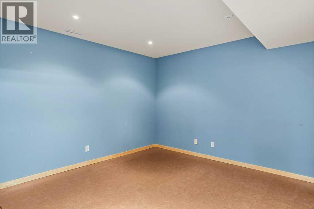 18 Canyon Road, Canmore, Alberta  T1W 1G3 - Photo 31 - A2255390