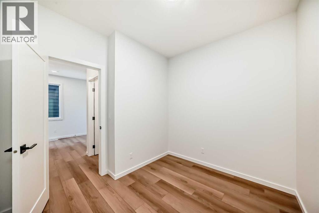 33 Royston Grove Nw, Calgary, Alberta  T3L 0M3 - Photo 14 - A2262825