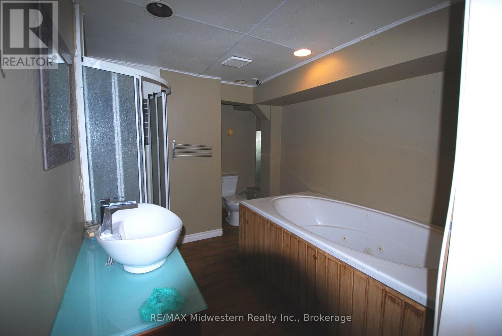 79 Elora Street N, Minto, Ontario  N0G 1M0 - Photo 11 - X12534232