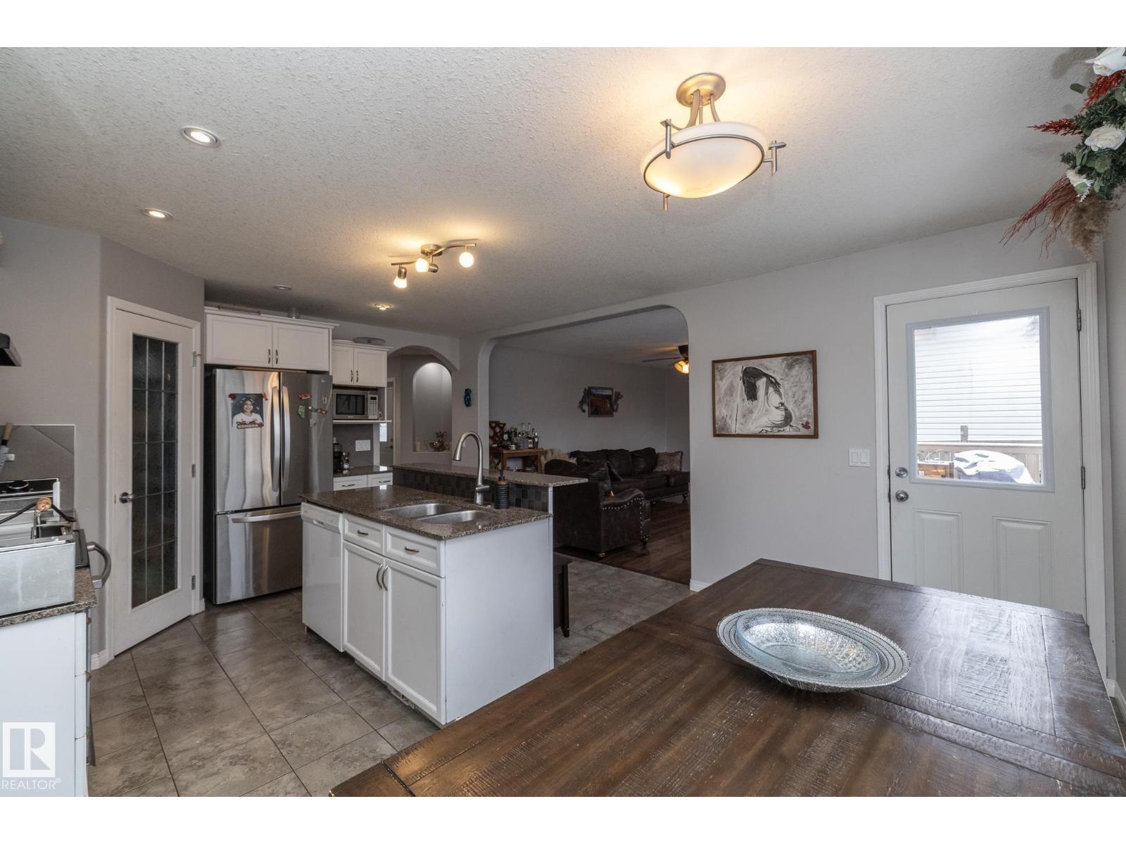 9705 88 St, Morinville, Alberta  T8R 0C5 - Photo 17 - E4465395