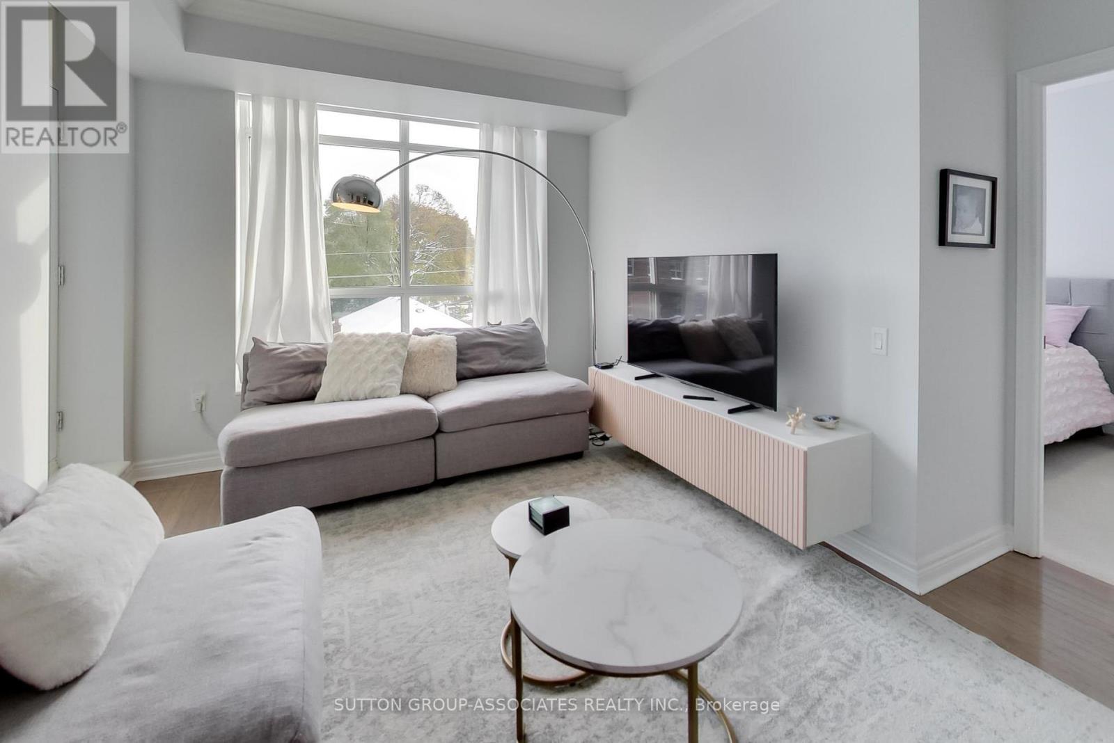 406 - 2 Edith Drive, Toronto, Ontario  M4R 2H7 - Photo 10 - C12534038