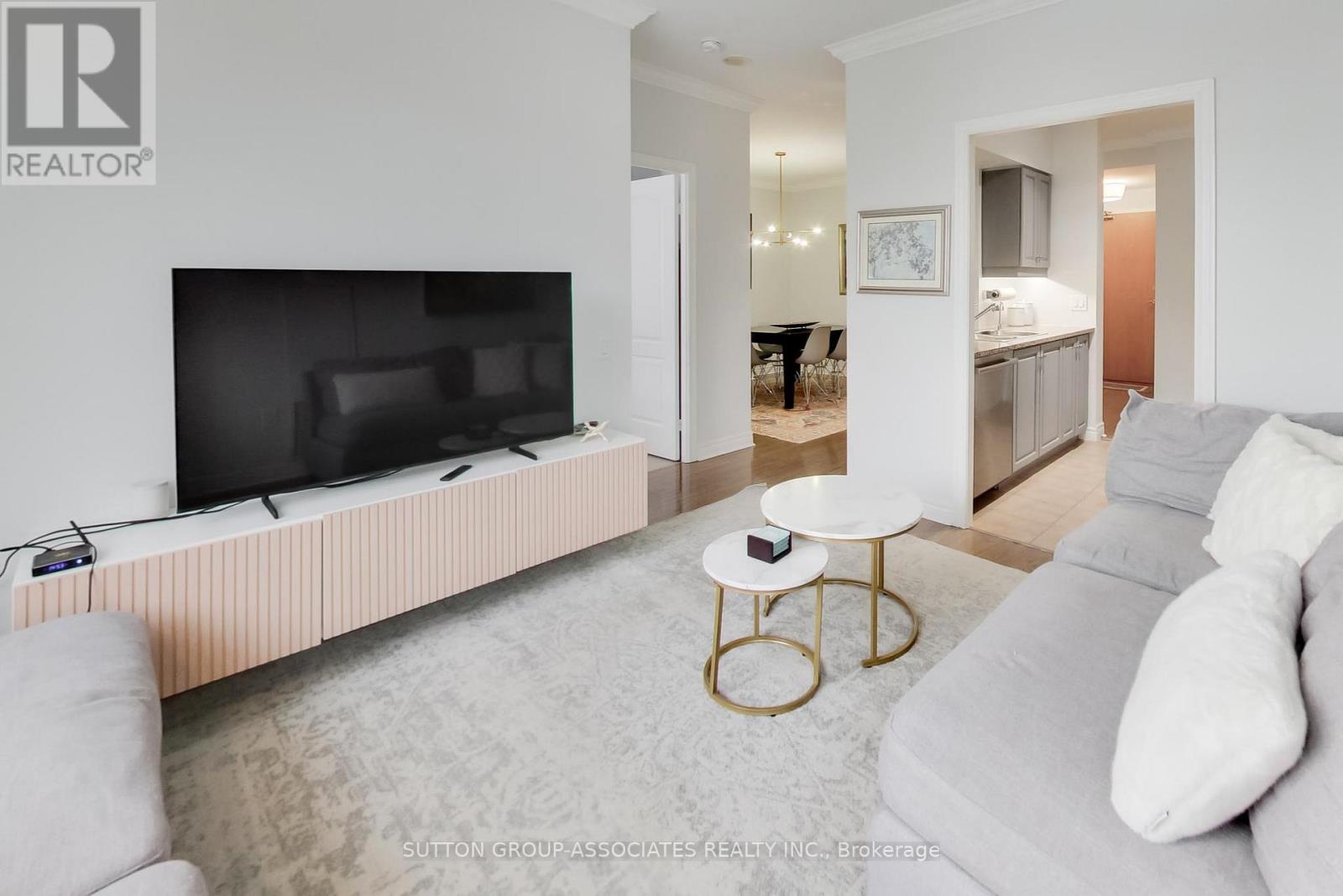 406 - 2 Edith Drive, Toronto, Ontario  M4R 2H7 - Photo 13 - C12534038