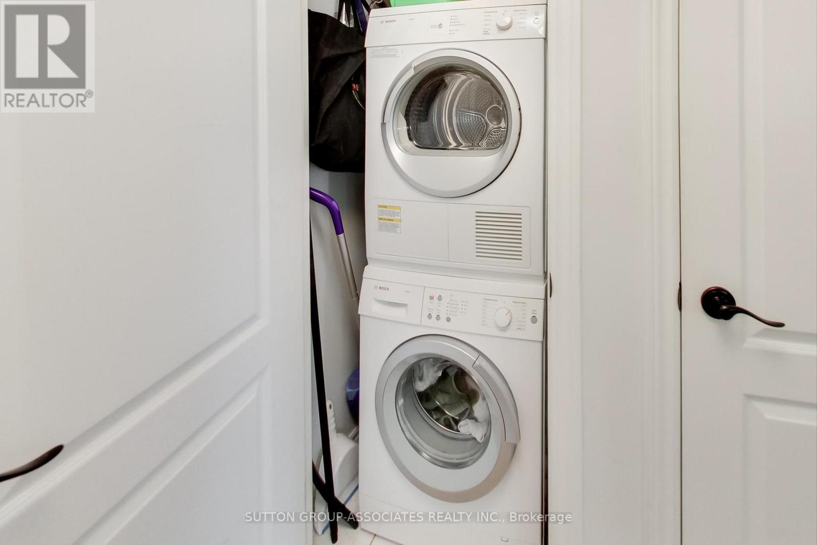 406 - 2 Edith Drive, Toronto, Ontario  M4R 2H7 - Photo 21 - C12534038