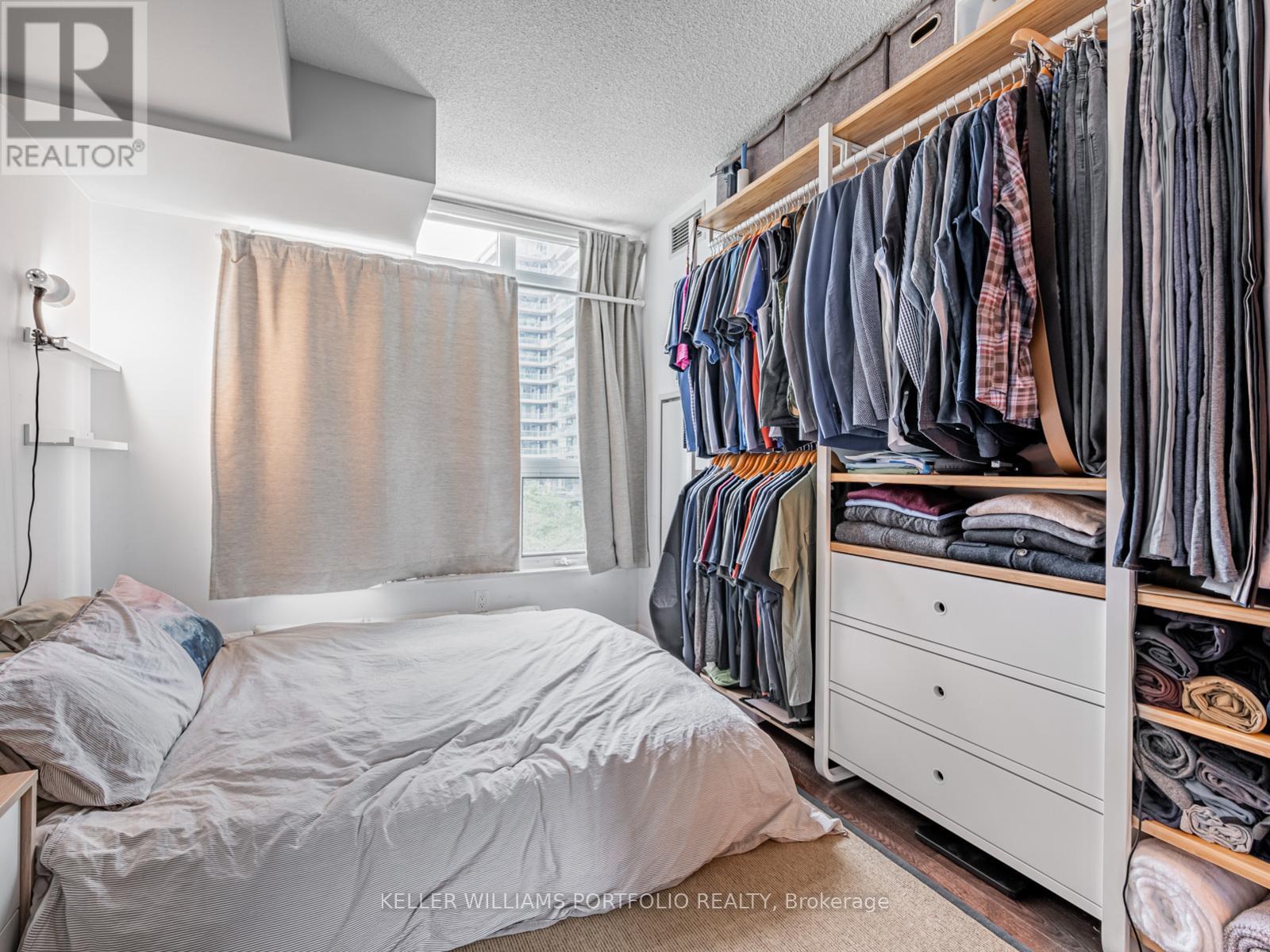 411 - 215 Fort York Boulevard, Toronto, Ontario  M5V 4A2 - Photo 14 - C12534086