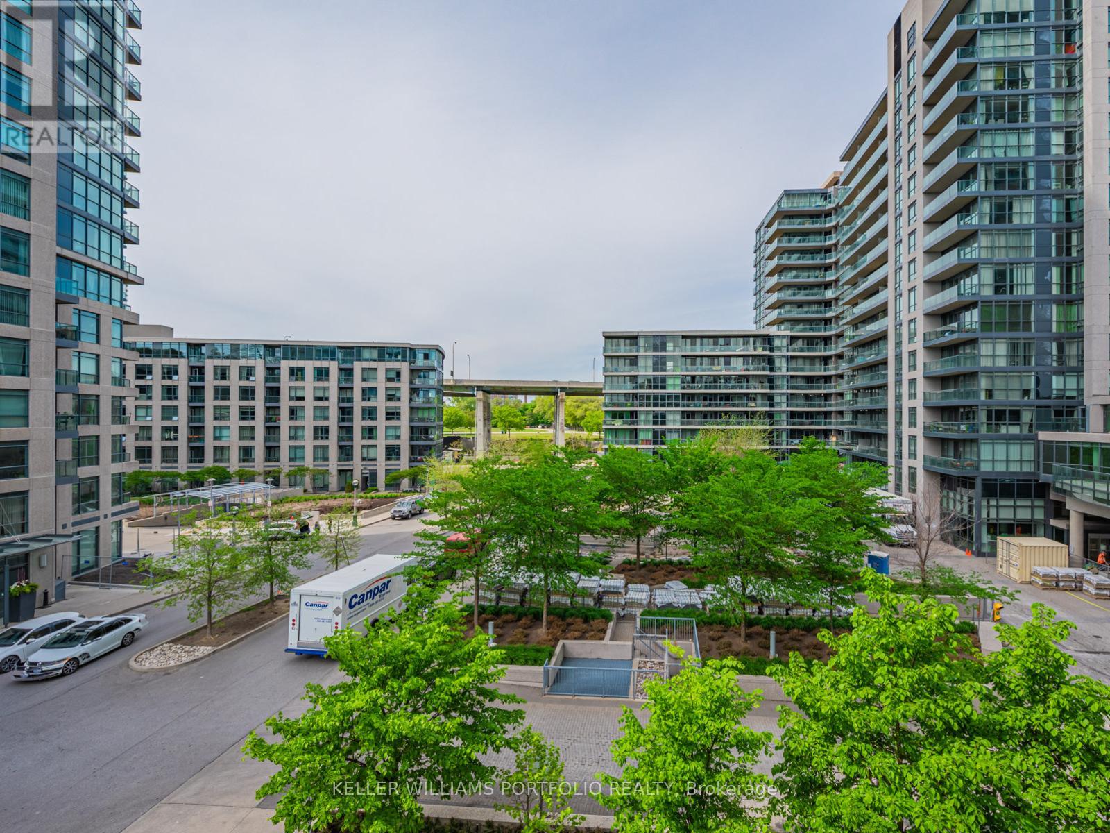 411 - 215 Fort York Boulevard, Toronto, Ontario  M5V 4A2 - Photo 18 - C12534086