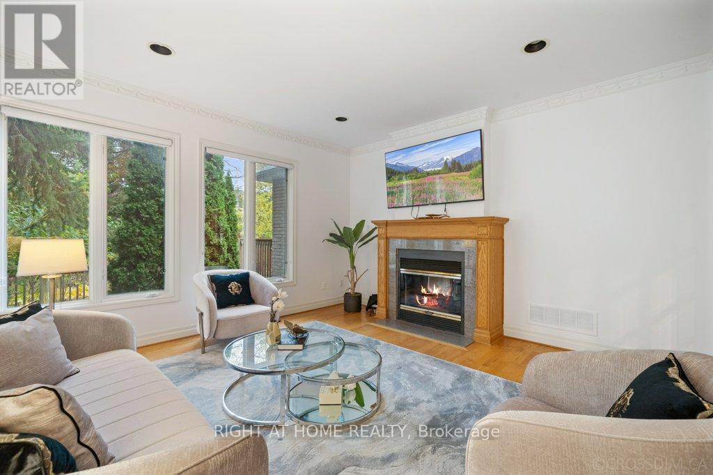 260 Byng Avenue, Toronto, Ontario  M2N 4L3 - Photo 14 - C12534112