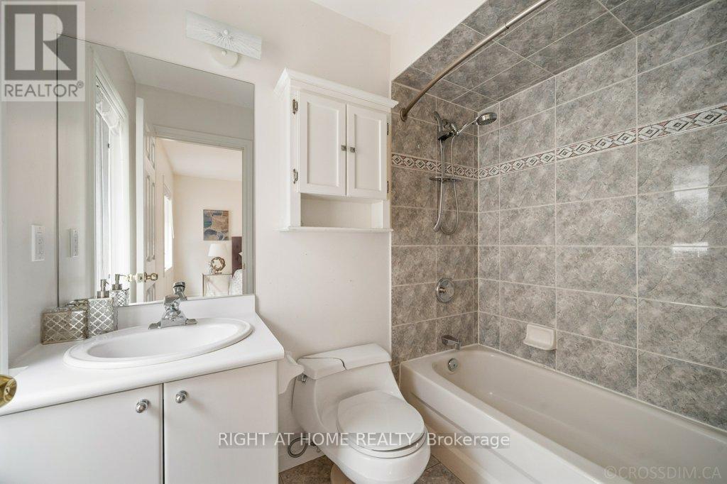 260 Byng Avenue, Toronto, Ontario  M2N 4L3 - Photo 36 - C12534112