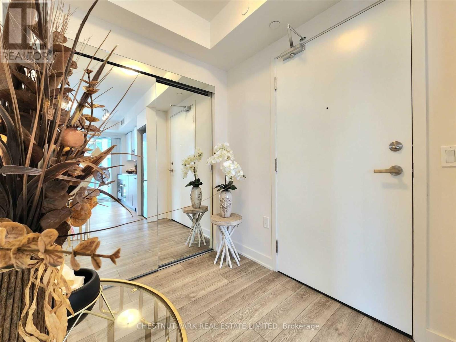 2510 - 99 Broadway Avenue, Toronto, Ontario  M4P 0E3 - Photo 9 - C12534156