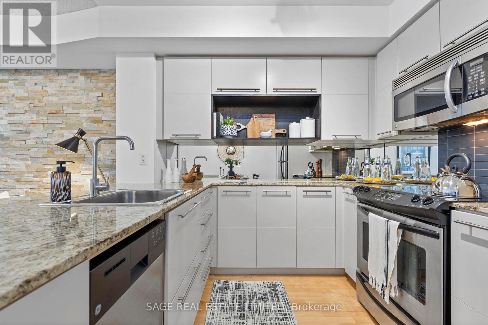 328 - 25 Carlton Street, Toronto, Ontario  M5B 1L4 - Photo 9 - C12534196