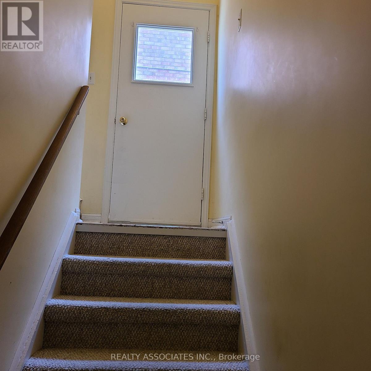 41 Lawnview Drive, Toronto, Ontario  M2N 5J9 - Photo 8 - C12534214