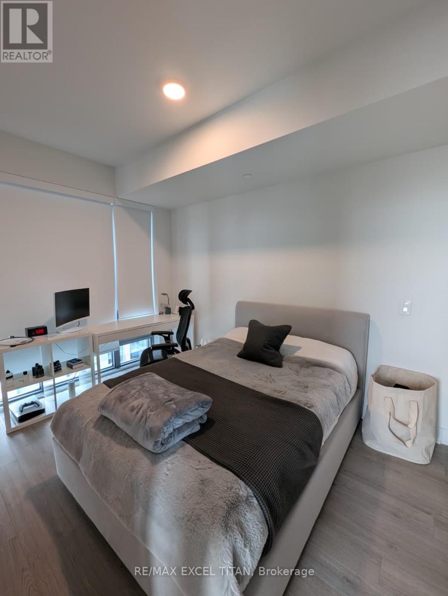 4102 - 8 Cumberland Street, Toronto, Ontario  M4W 0B6 - Photo 8 - C12534226