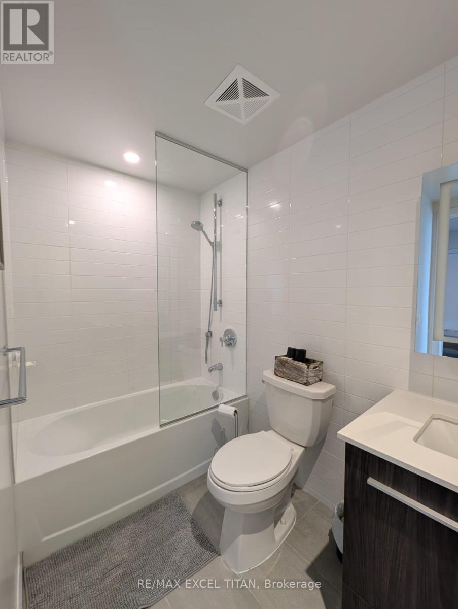 4102 - 8 Cumberland Street, Toronto, Ontario  M4W 0B6 - Photo 9 - C12534226