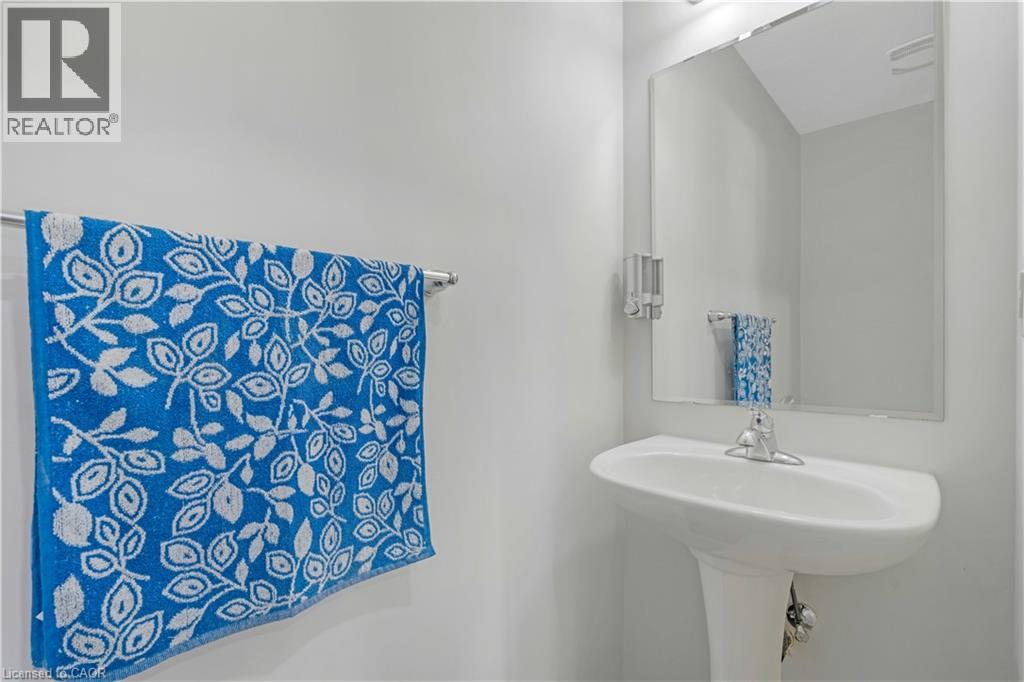 897 Farmstead Drive, Halton, Ontario  L9T 8J5 - Photo 22 - 40773862