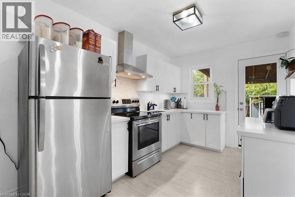 133 Frederick Avenue, Hamilton, Ontario  L8H 4L1 - Photo 8 - 40787534