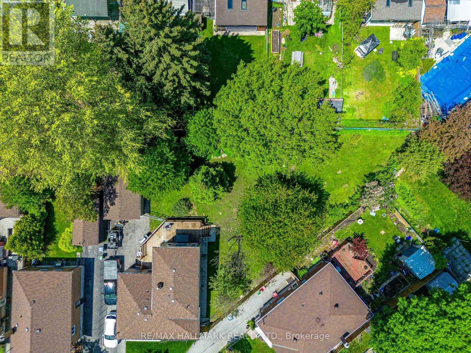 142 Meighen Avenue, Toronto, Ontario  M4B 2H9 - Photo 25 - E12534040