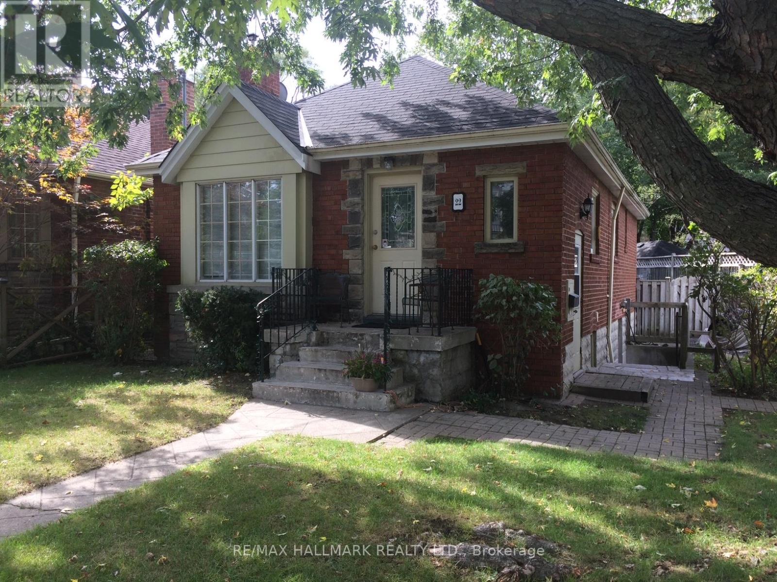 22 Airley Crescent, Toronto, Ontario  M4K 4H6 - Photo 18 - E12534058