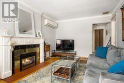 22 Airley Crescent, Toronto, Ontario  M4K 4H6 - Photo 3 - E12534058