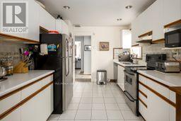 22 Airley Crescent, Toronto, Ontario  M4K 4H6 - Photo 8 - E12534058