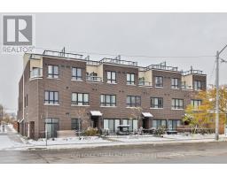 9 VIVIAN ROAD, Toronto, Ontario