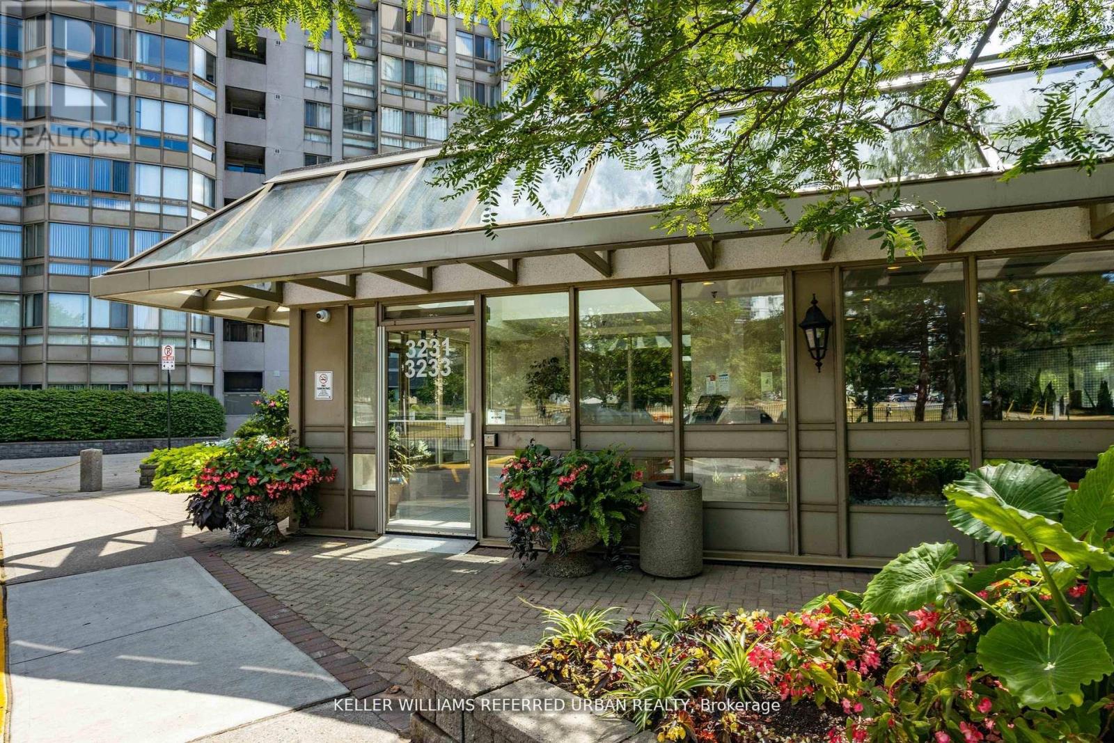 1812 - 3233 Eglinton Avenue E, Toronto, Ontario  M1J 3N6 - Photo 4 - E12534094