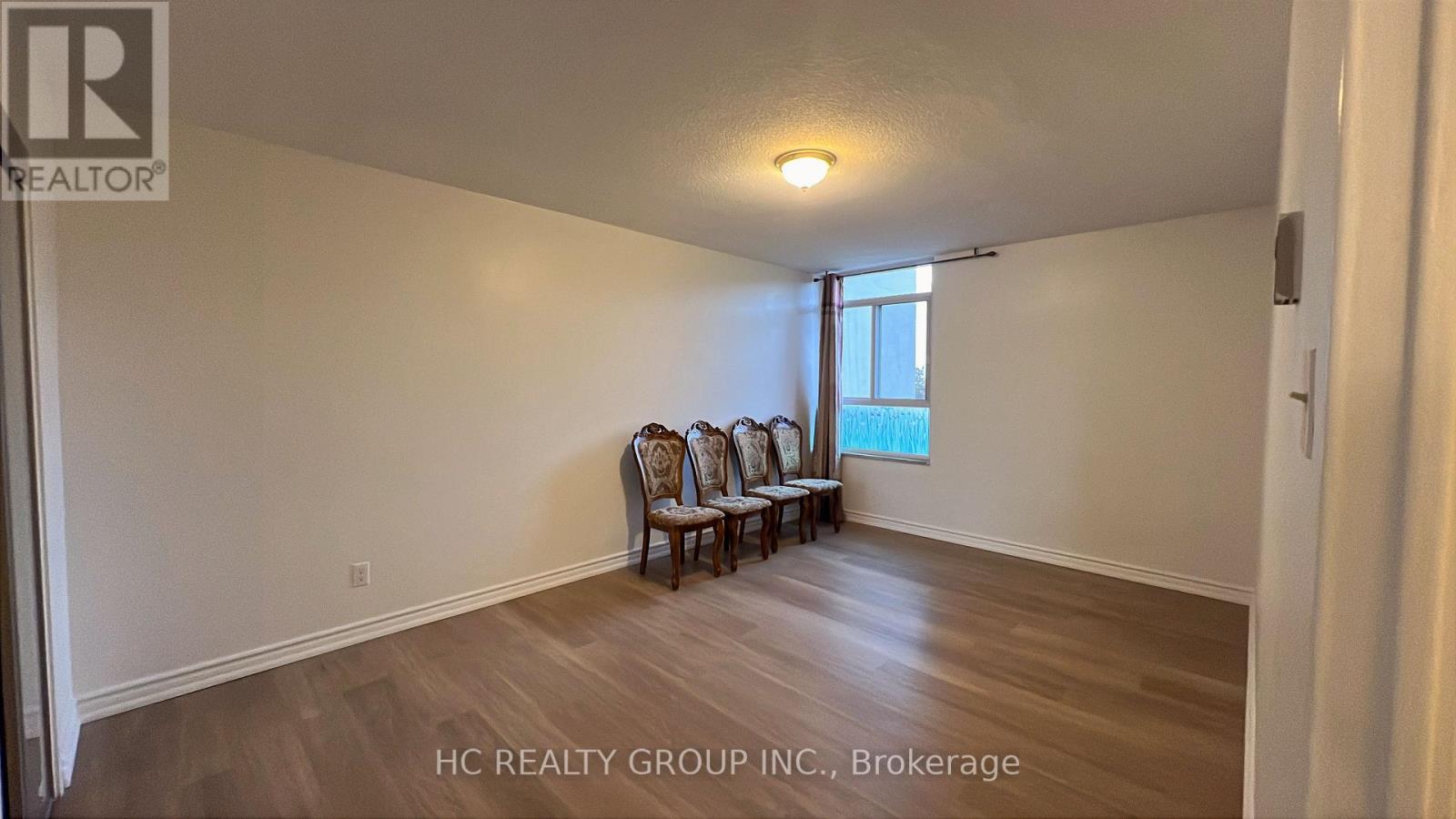 210 - 2550 Pharmacy Avenue, Toronto, Ontario  M1W 1H9 - Photo 5 - E12534140