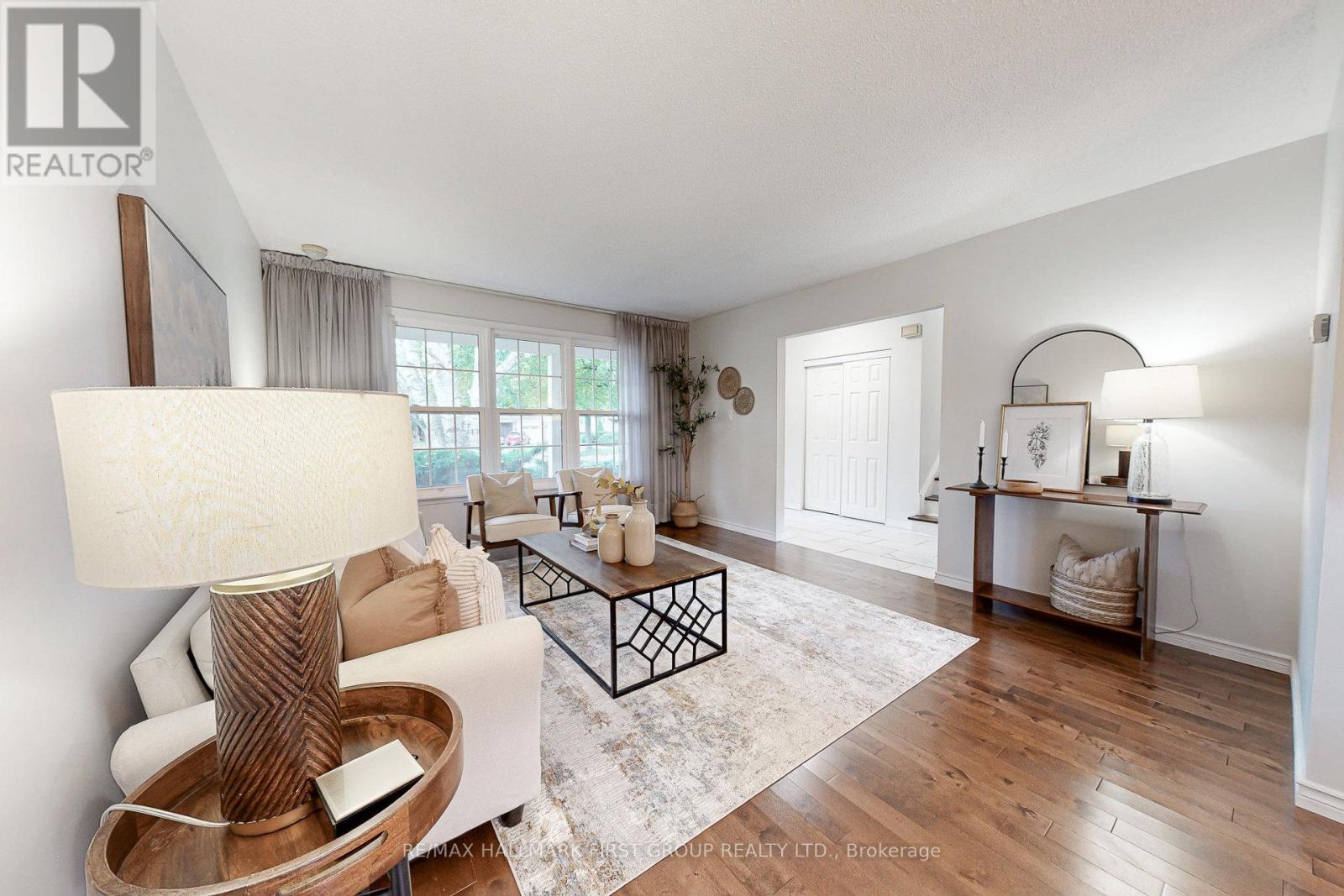 1059 Basswood Court, Oshawa, Ontario  L1H 2G9 - Photo 8 - E12534182