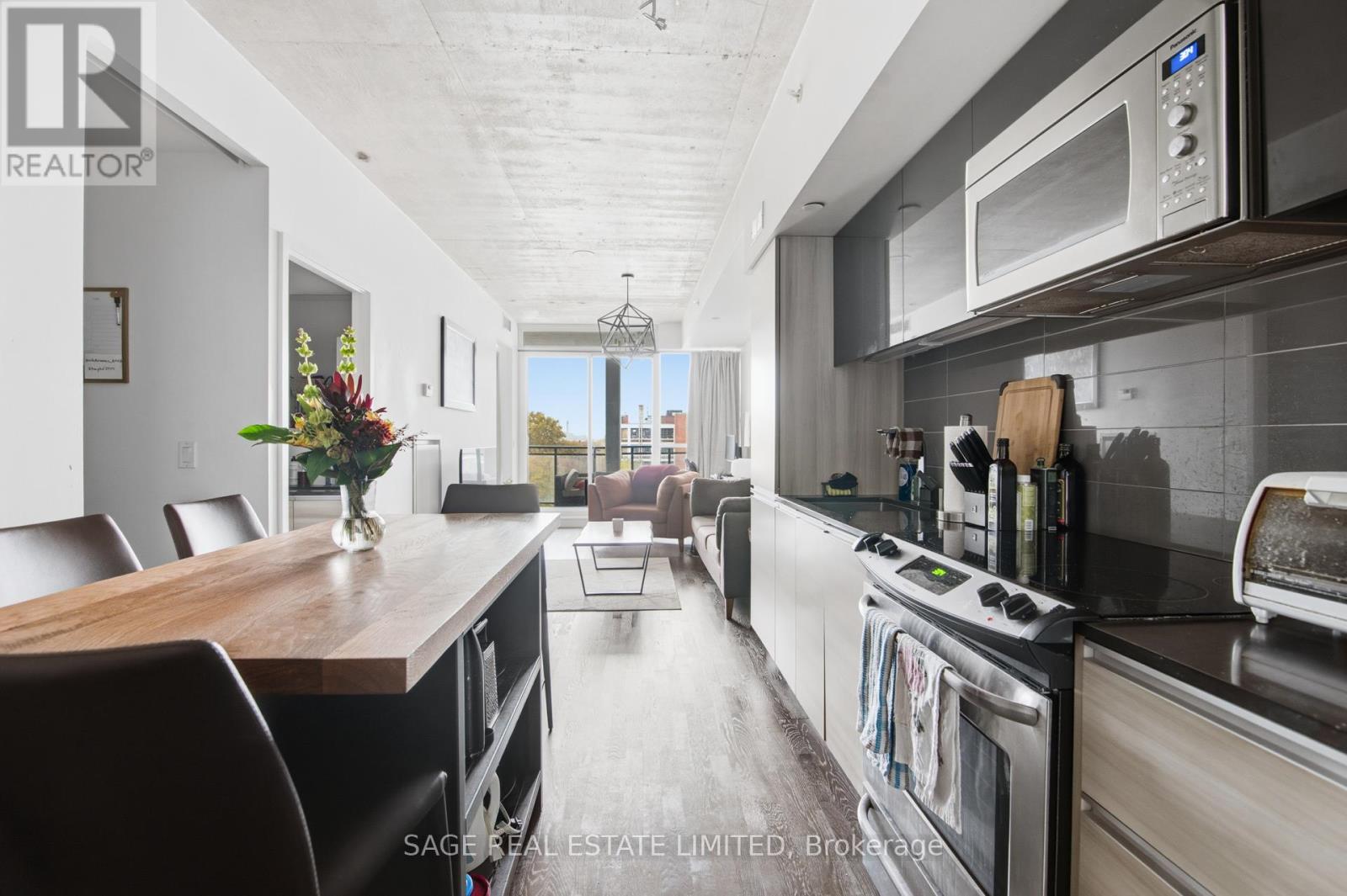 609 - 1238 DUNDAS STREET E, Toronto, Ontario