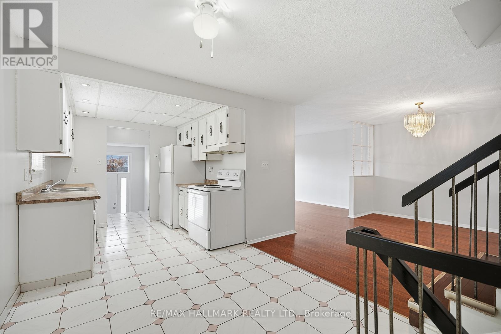 52 Simmons Boulevard, Brampton, Ontario  L6V 3V6 - Photo 21 - W12532446