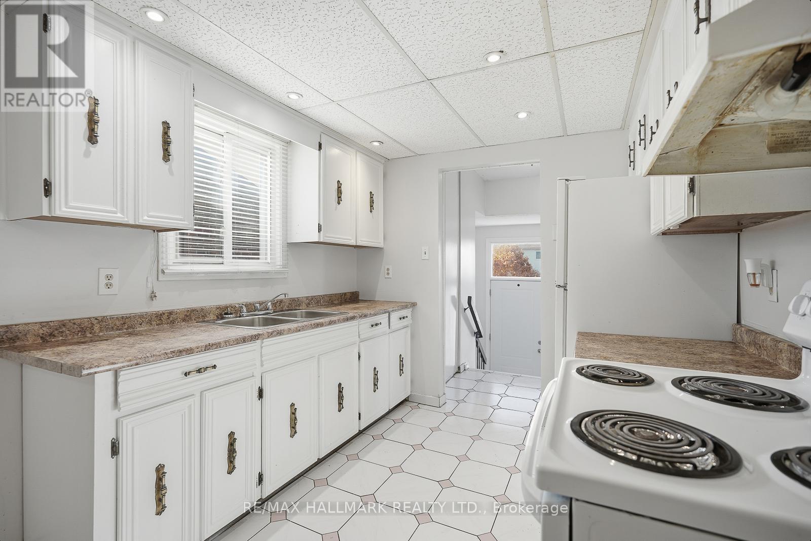 52 Simmons Boulevard, Brampton, Ontario  L6V 3V6 - Photo 23 - W12532446