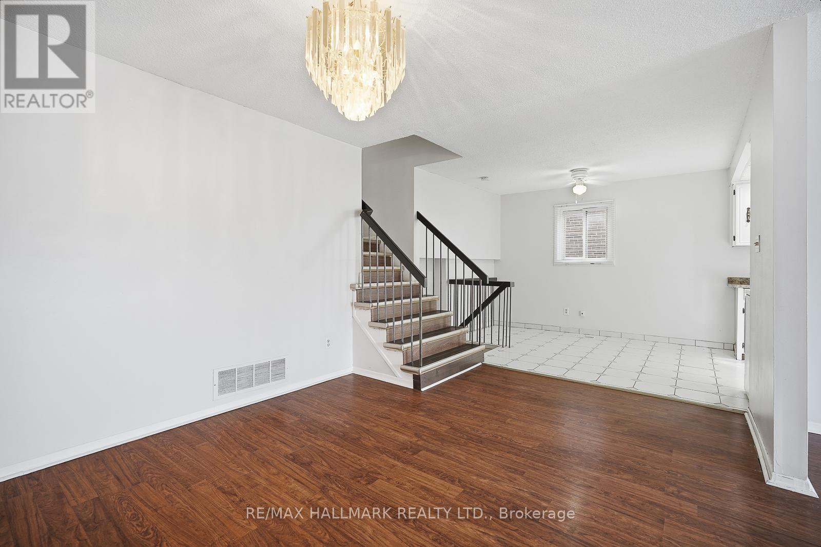 52 Simmons Boulevard, Brampton, Ontario  L6V 3V6 - Photo 15 - W12532446