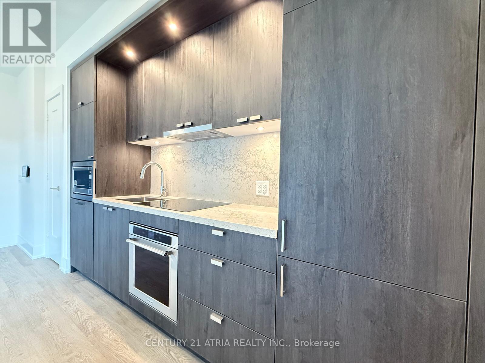 424 - 259 The Kingsway, Toronto, Ontario  M9A 0G2 - Photo 3 - W12482615