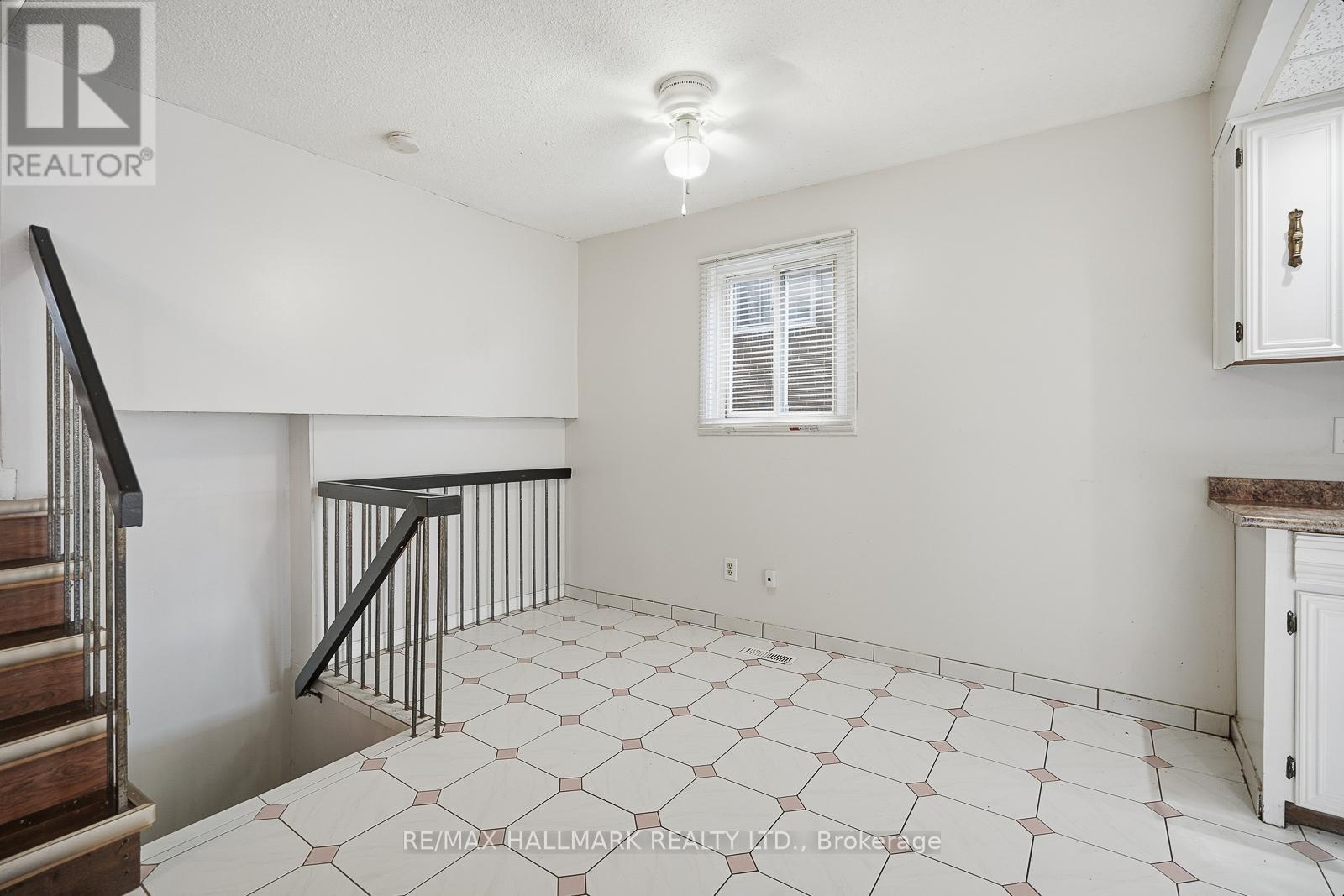 52 Simmons Boulevard, Brampton, Ontario  L6V 3V6 - Photo 19 - W12532446